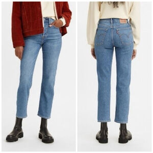 Levi's Women's Wedgie Straight Leg Jeans 34964-0130 Size 26 Blue